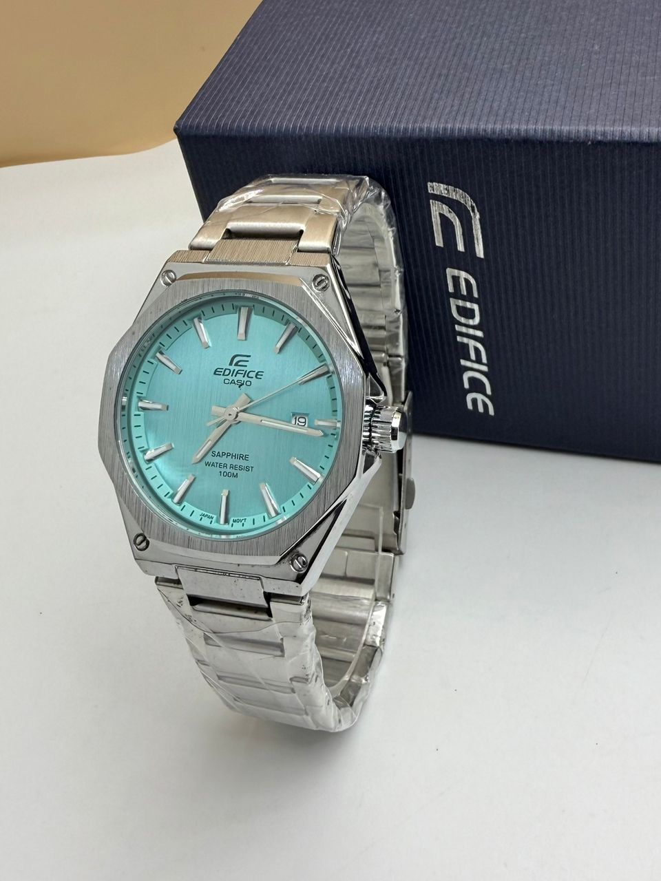 MONTRE EDIFICE