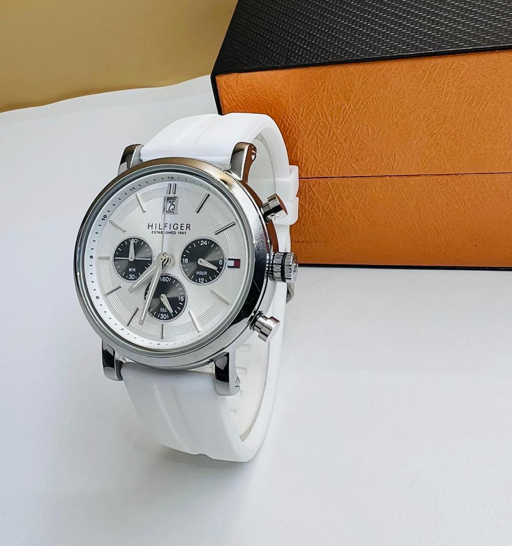 MONTRE HILFIGGER