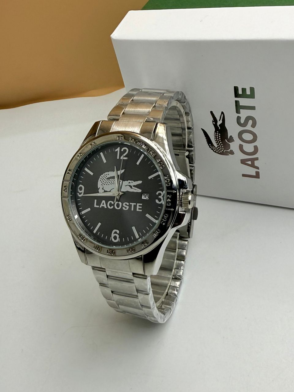 MONTRE LACOSTE
