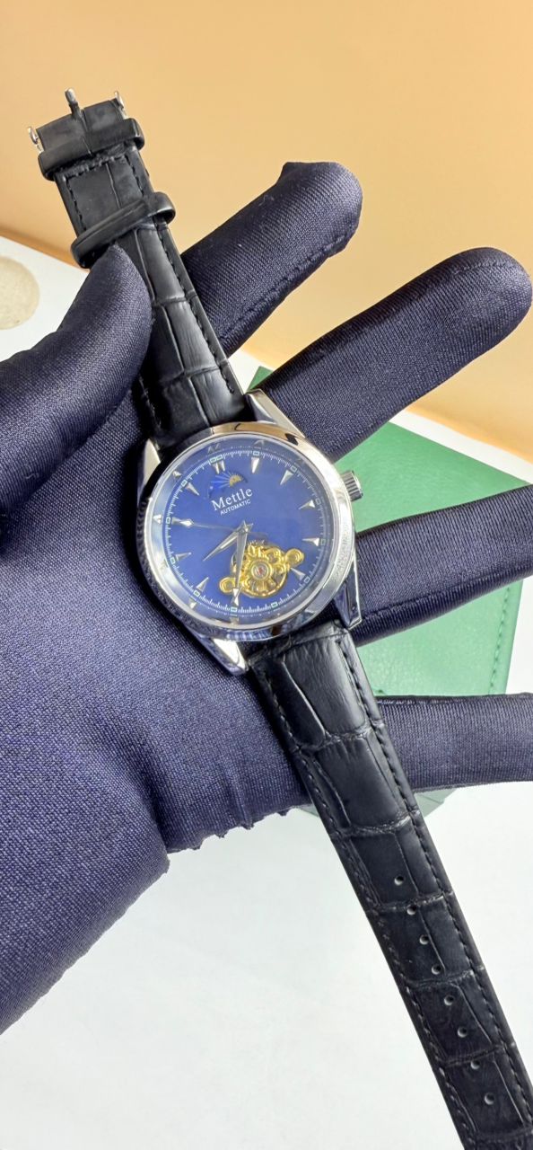 MONTRE MEETLE